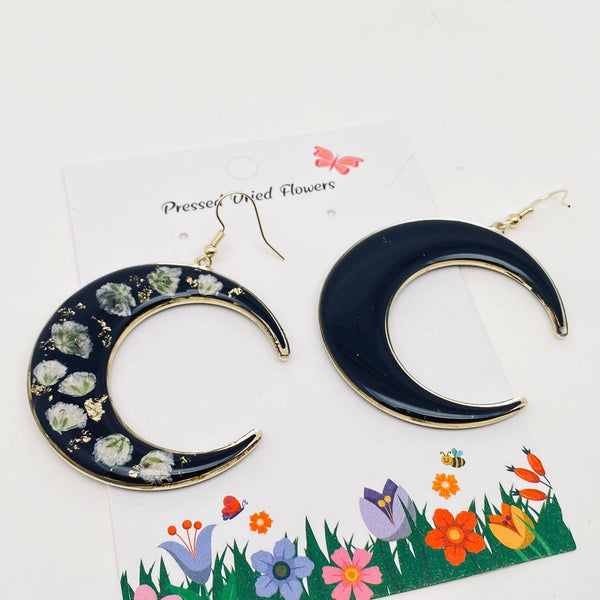 Baby's Breath Dried Flower Black Moon Earrings - PDF/MS